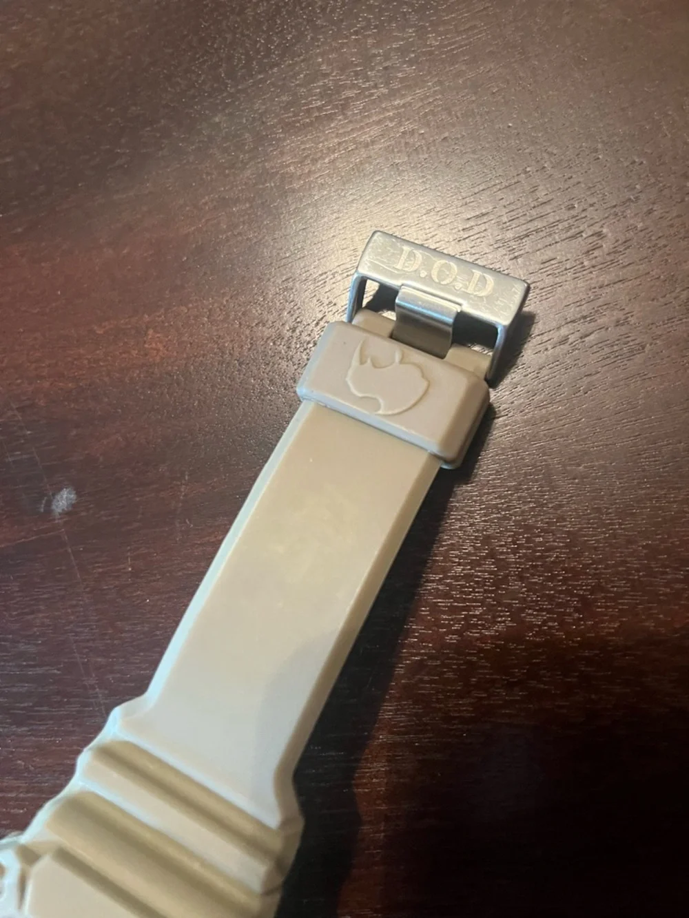 Rhino Brand Rhino Runner 2 Apple Watch band 42 mm with plastic case - Beige